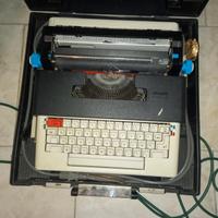 Macchina da scrivere Olivetti Lettera 36