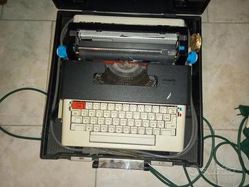 Macchina da scrivere Olivetti Lettera 36