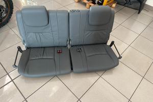 Terza fila sedili Toyota Landcruiser KDJ120