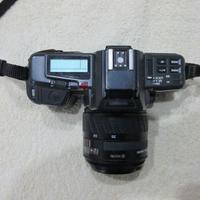 110 € Yashica AF 230 con 35-70 + 70-210 macro