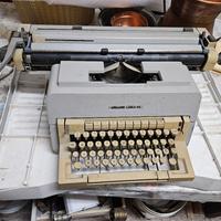 Macchina da scrivere Olivetti linea 98