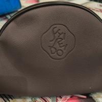 Pochette Shiseido