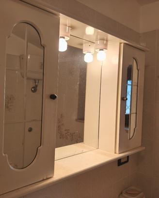 Specchio da bagno con sportelli 