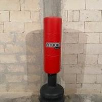 sacco da fitboxe con altezza regolabile