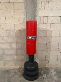 sacco da fitboxe con altezza regolabile