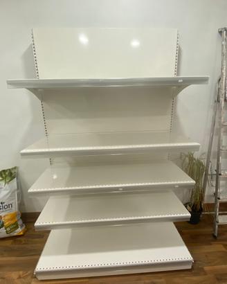 Arredamento negozio