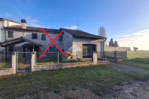 CASA INDIPENDENTE A SAN PIETRO DI MORUBIO