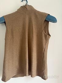 Dolcevita collo alto senza maniche