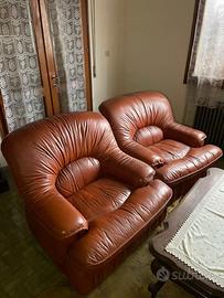Coppia di poltrone in vera pelle