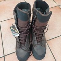 Scarponi goretex cosmas buriana burial