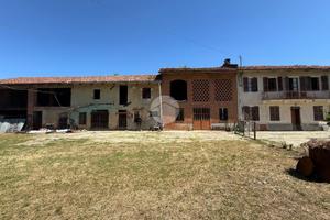 CASA INDIPENDENTE A MONTAFIA