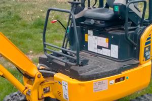 Miniescavatore Komatsu 