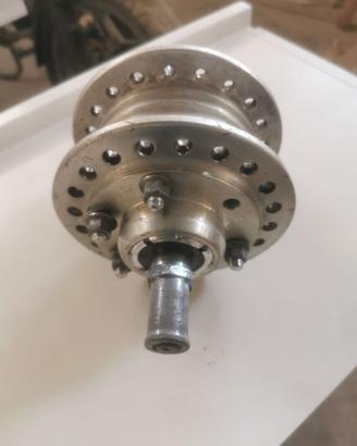 Honda CB  450 500 550 Four mozzo ruota anteriore