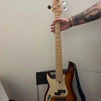 Basso per mancini 5 corde Marcus Miller