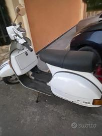 Piaggio Vespa PX 150