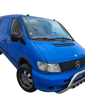 Ricambi usati per Mercedes Espana/ Vito 2.1 Diesel