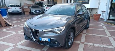Alfa Romeo Stelvio 2.2 Turbodiesel 190 CV AT8 Q4 B
