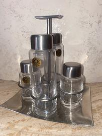 Servizio per olio, aceto, sale, pepe