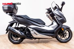 HONDA FORZA 300 TOPBOX - 2019