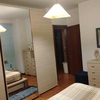 Armadio 3 ante e cassettiere per camera