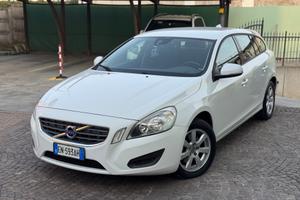 Volvo V60 D3 Kinetic