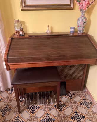 Organo elettronico Farfisa Partner 14
