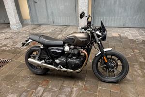 Triumph Street Twin 900