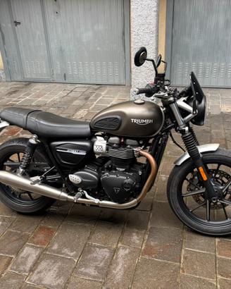 Triumph Street Twin 900