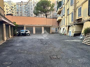 Viale Mazzini - Ampio box auto