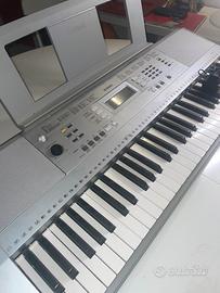 Pianola yamaha funzionante
