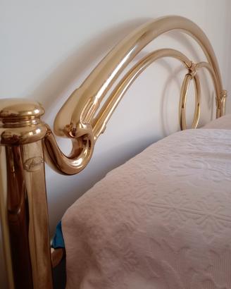 Letto matrimoniale 