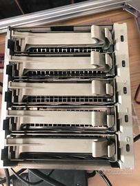 Box SCSI 5 posti interno per Server