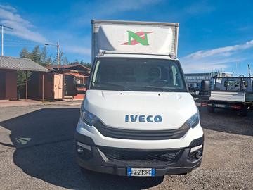 Iveco 35C12 furgone in lega