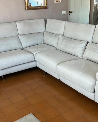 Divano angolare Poltronesofà