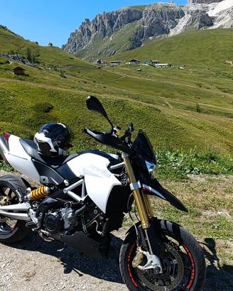 Aprilia Dorsoduro 1200