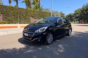 Peugeot 208 BlueHDi 75 5 porte Allure
