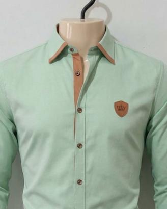 camicia da uomo con rifiniture colorate 