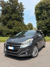 Peugeot 208 (CarPlay ed altro) LEGGI ANNUNCIO