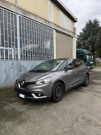 Renault Scenic 1.5 DCI anno 2018 (solo ricambi)