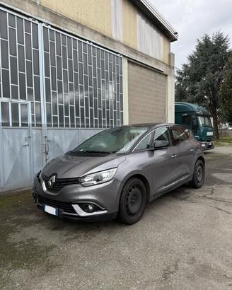 Renault Scenic 1.5 DCI anno 2018 (solo ricambi)