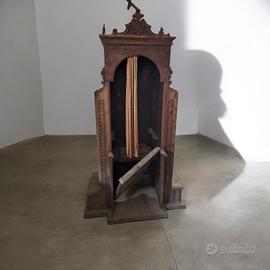 Confessionale – Pezzo d'Arredo Unico per Lo