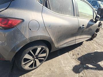 Porta portiera SX DX Renault Clio IV 2014