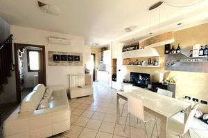 CASA INDIPENDENTE A AGLIANA