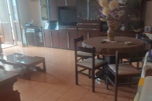 Trilocale con balcone gessate (mi)
