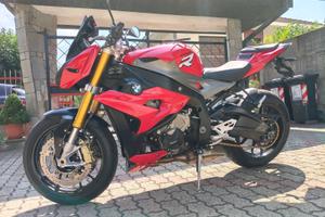 BMW S1000R