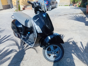 Vespa gts 125
