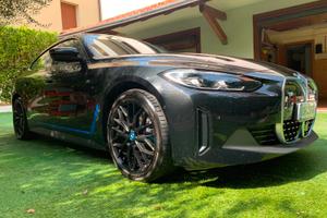 bmw i4 e msport  40e