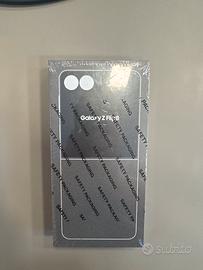 SAMSUNG Z FLIP 8 imballato