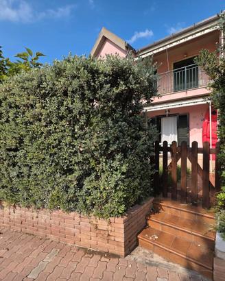 Villetta in residence a campofelice di roccella