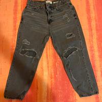 Pantaloni strappati neri Pull & Bear